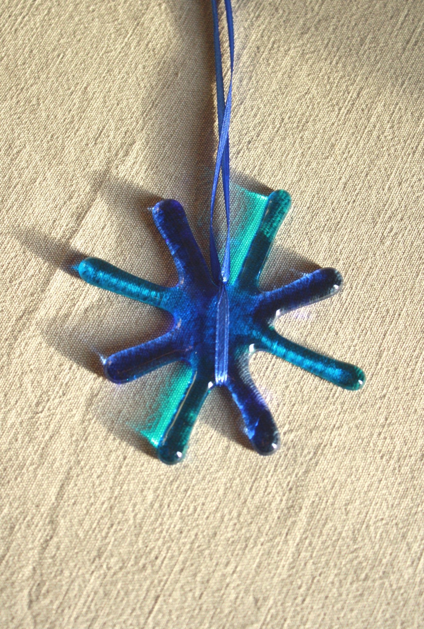 Bright Glass Star in Various Tones of Blue